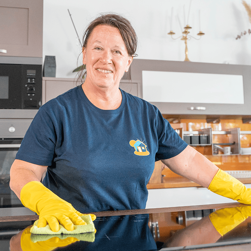 femme de ménage à Toulouse maison et services