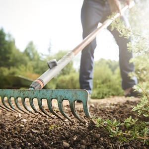 Aérez le sol mais ne le retournez pas avec Maison et Services
