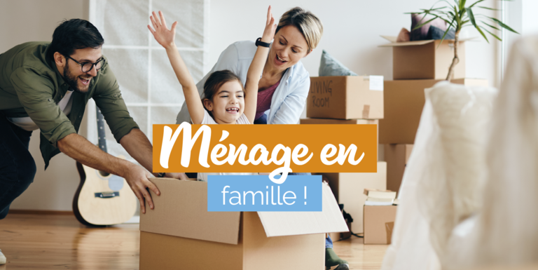 img-de-famille-qui-joue-avec-leur-petite-fille